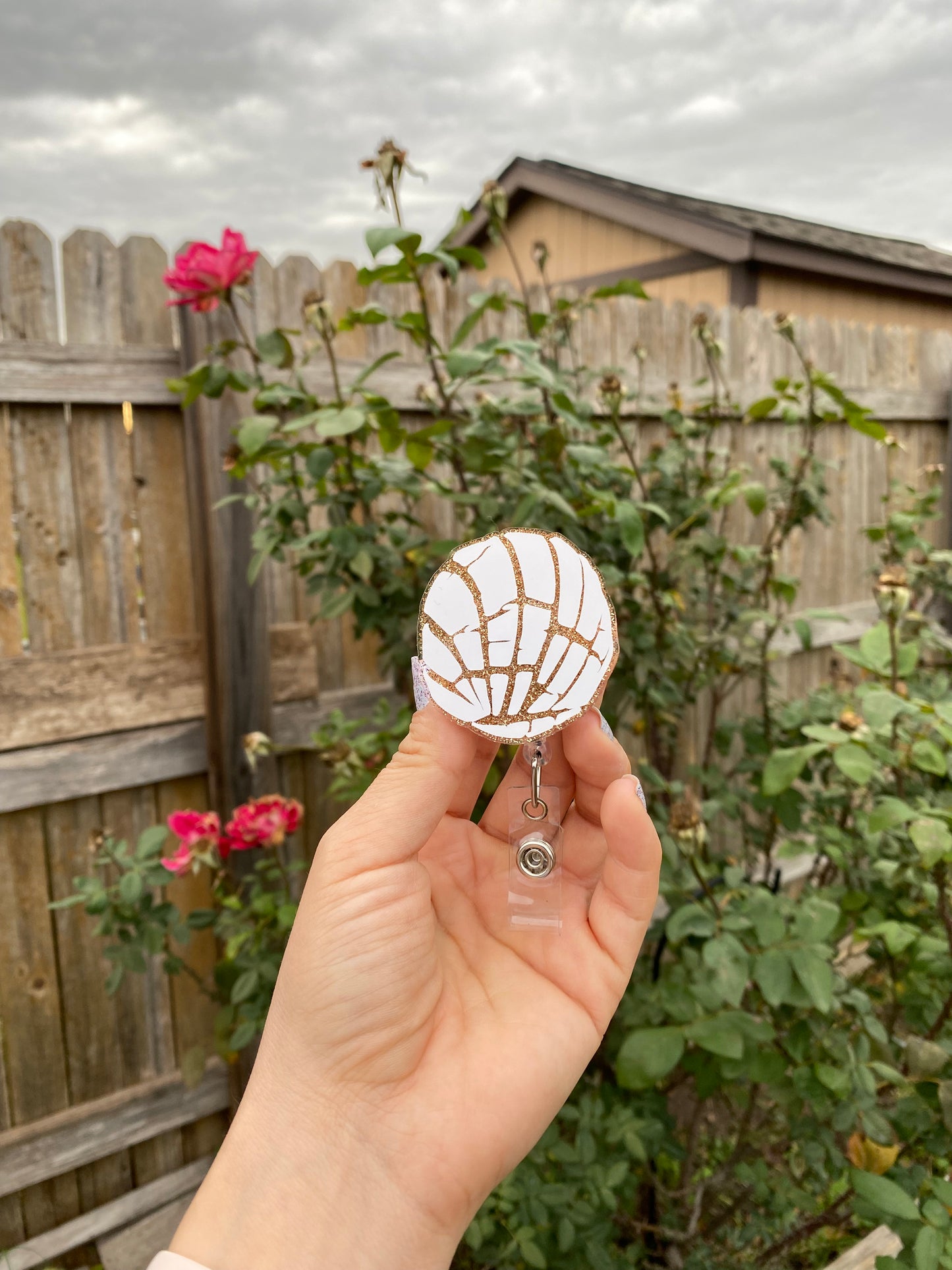 Badge Reel - Concha