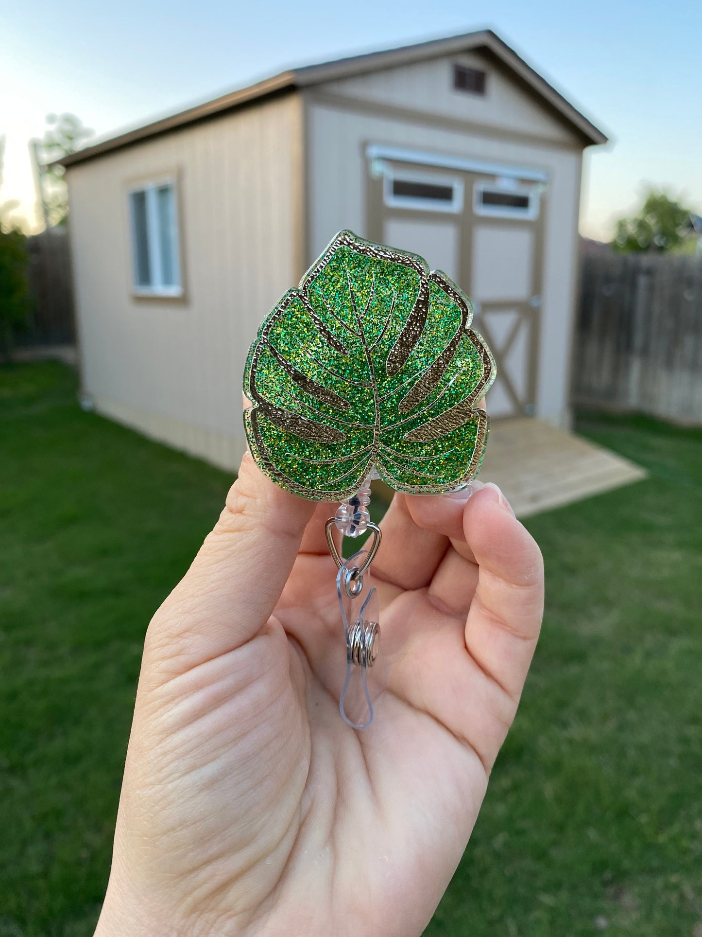 Plant Badge Reel: Palm Leaf 🌴