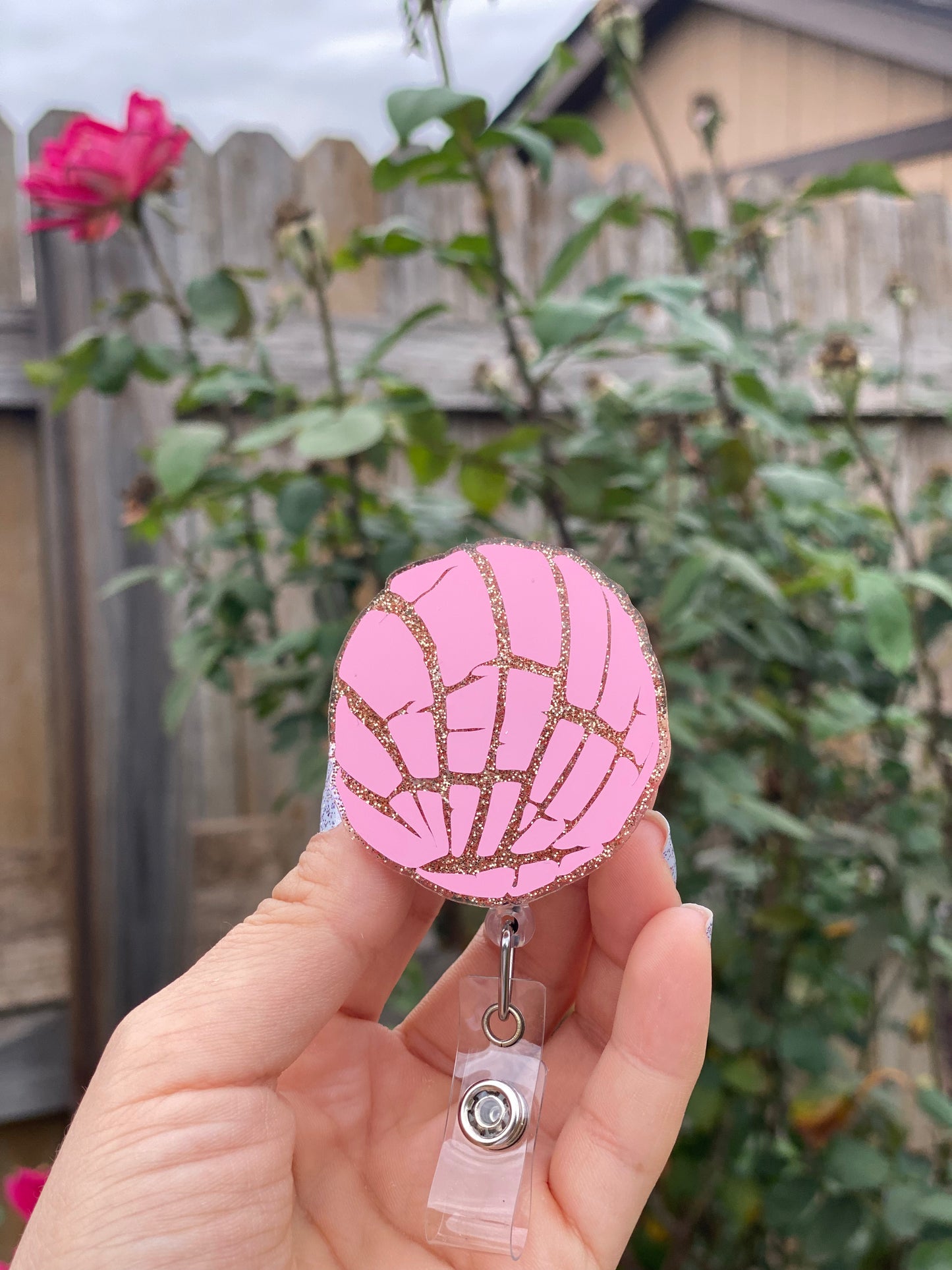 Badge Reel - Concha