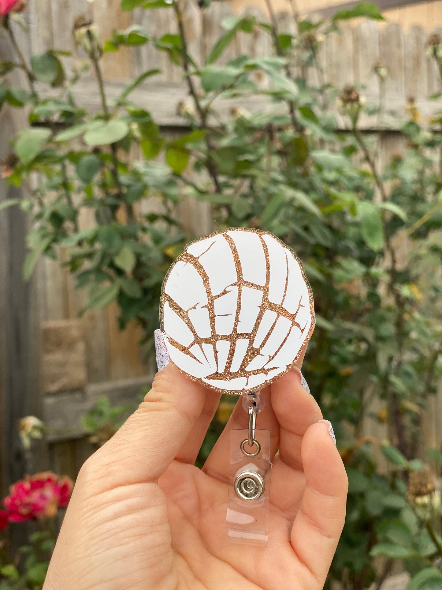 Badge Reel - Concha