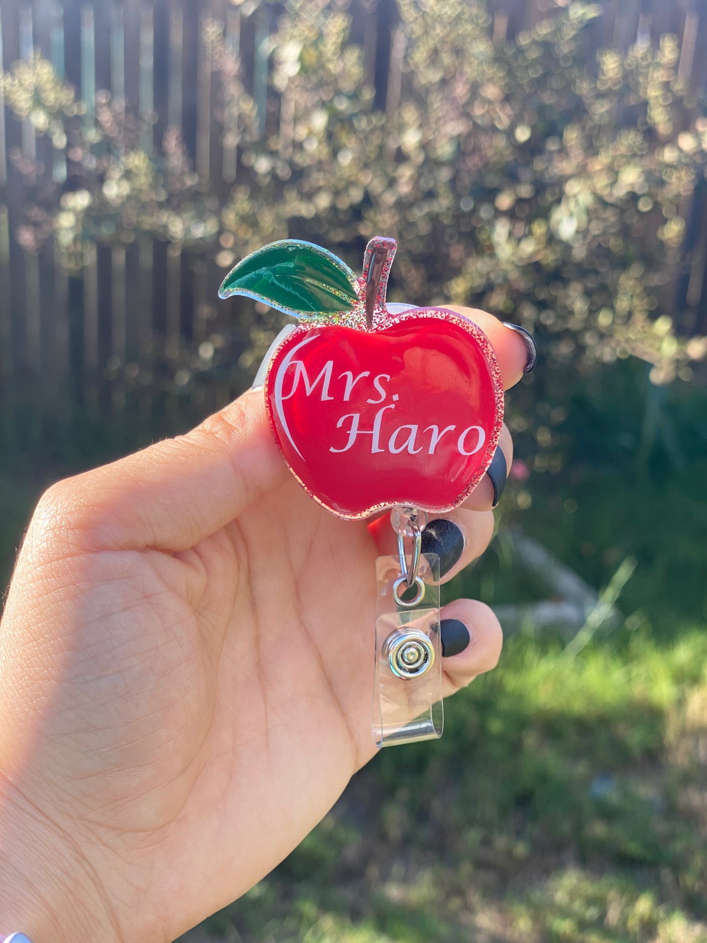 Teacher Badge Reel - Apple 🍎