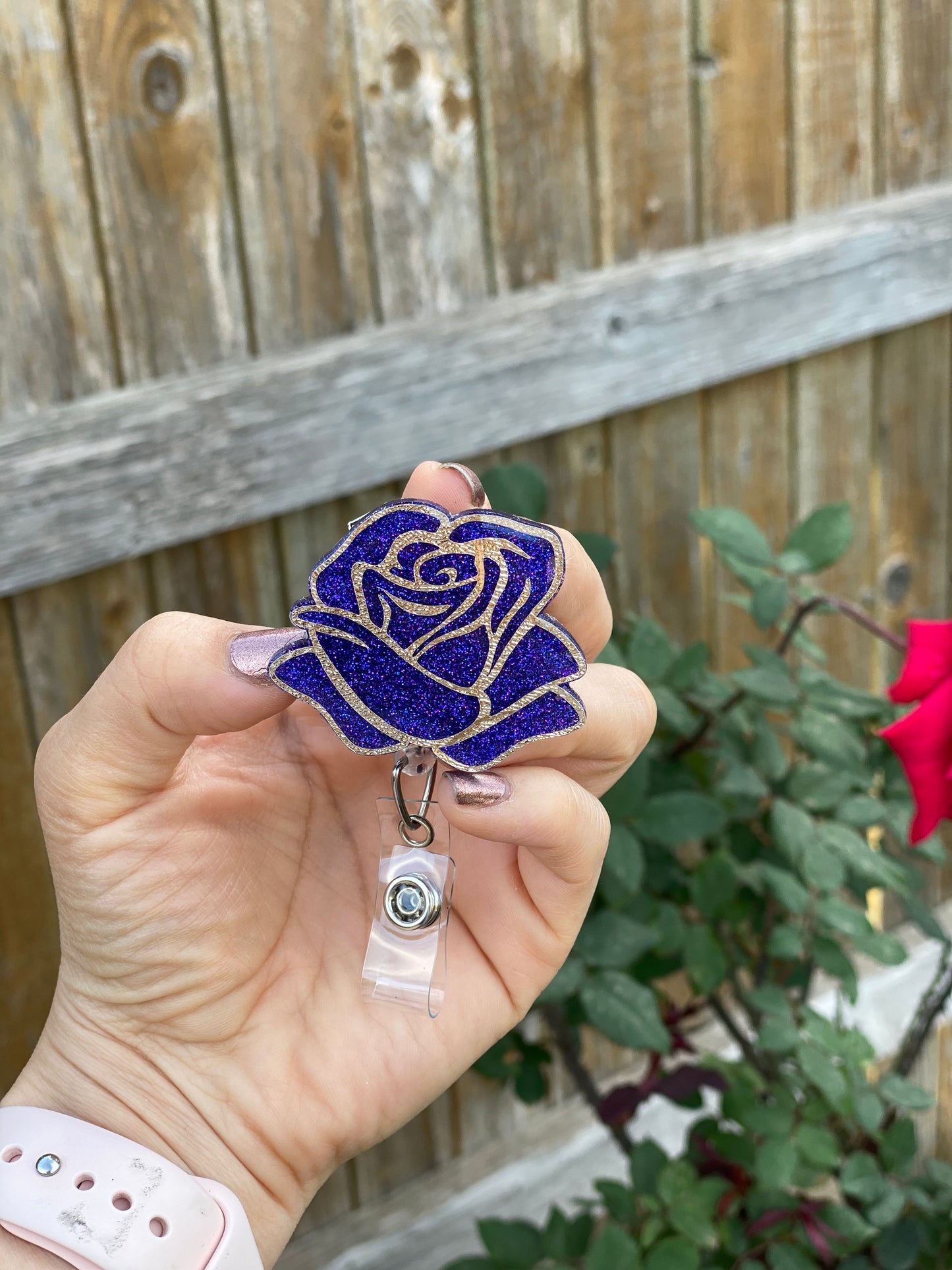 Floral Badge Reel - Rose 🌹