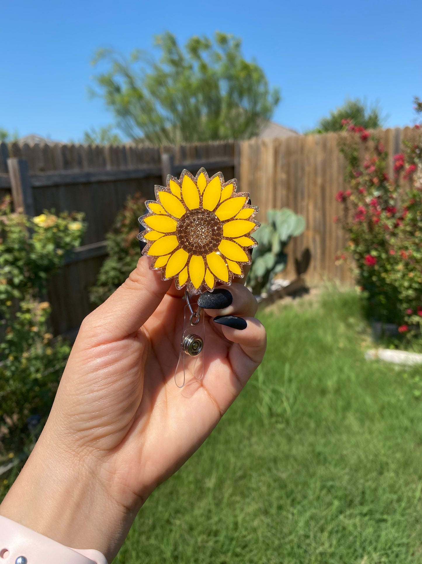 Floral Badge Reel - Sunflower