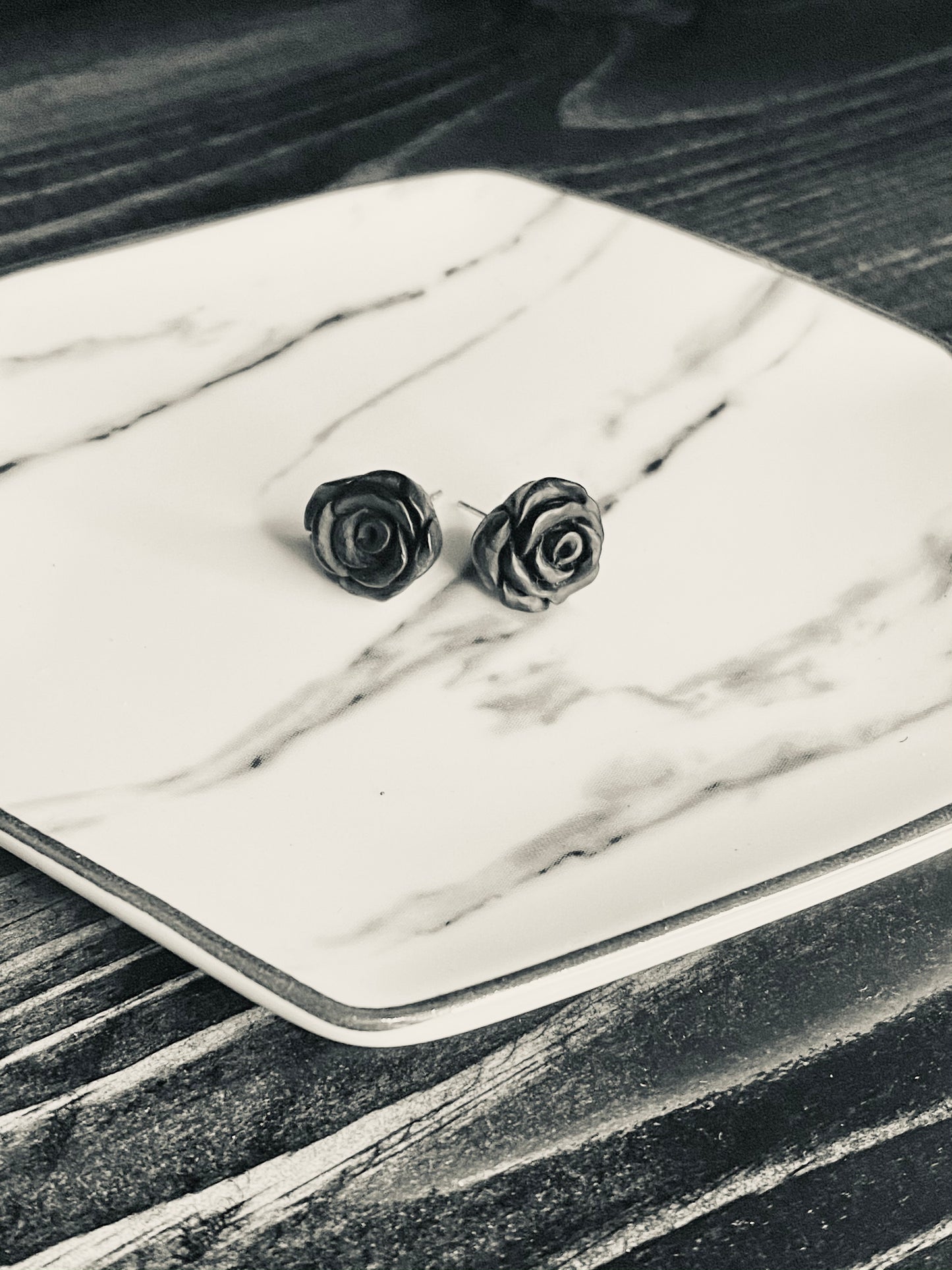 Earring - Studs Black Rose